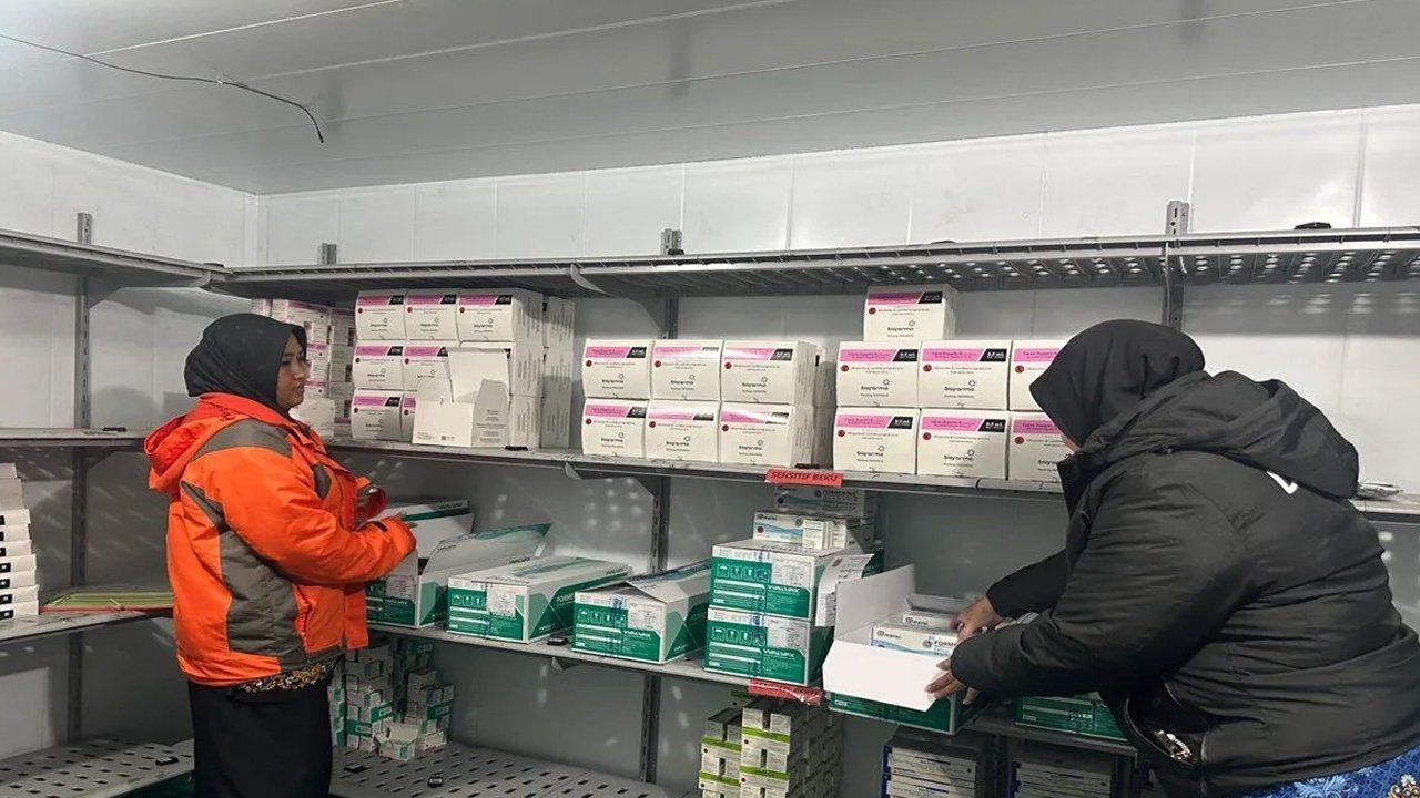 Dinkes Kalsel distribusikan 3.844 Vaksin Meningitis untuk calon haji