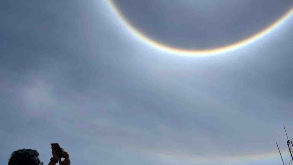 BMKG ungkap Fenomena Halo, pelangi melingkari matahari di Batam