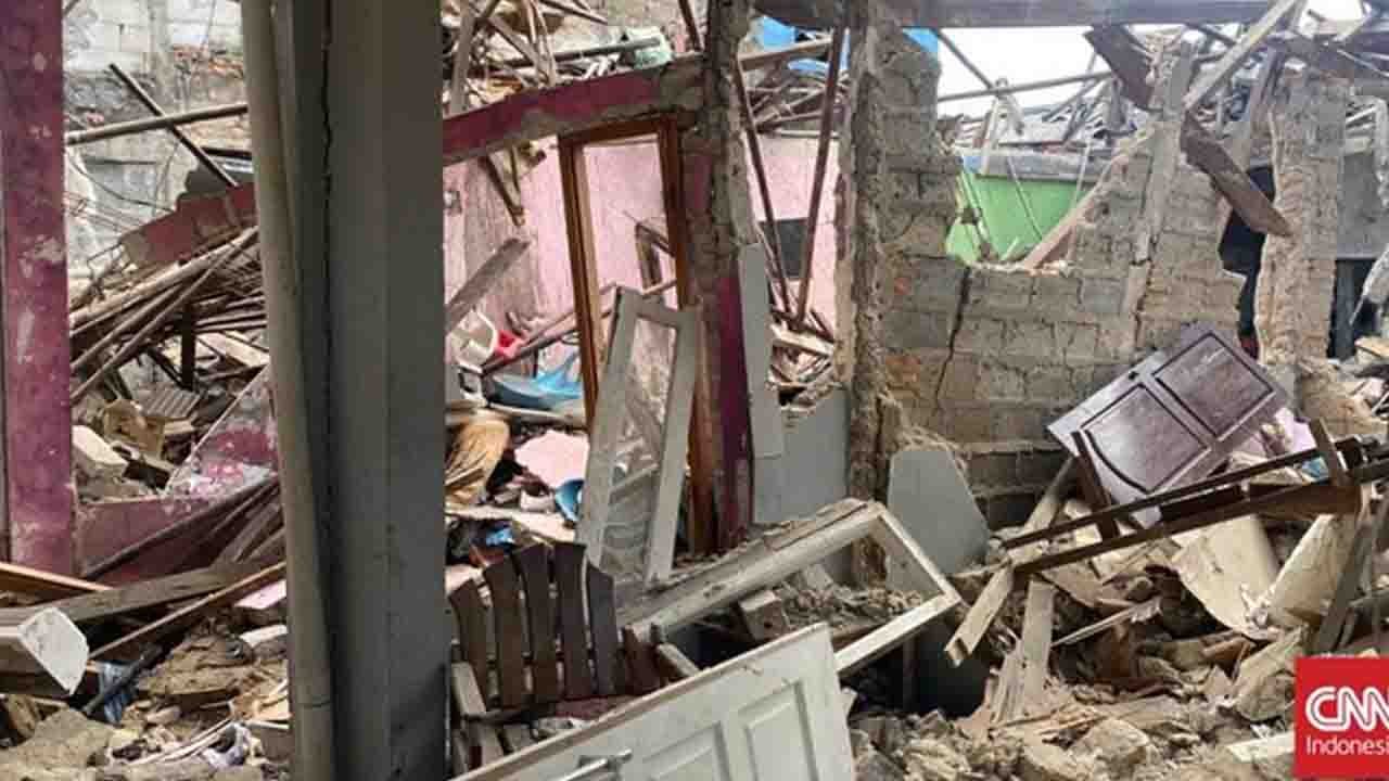 Ledakan di Pamulang Tangsel Diduga Akibat Akumulasi Gas, Belasan Rumah Rusak