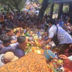 Tradisi Berebut Koin Meriahkan Peringatan Maulid Nabi Muhammad SAW